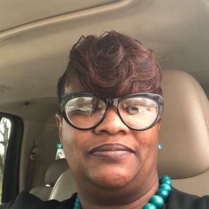 Meet your Posher, Jackeline